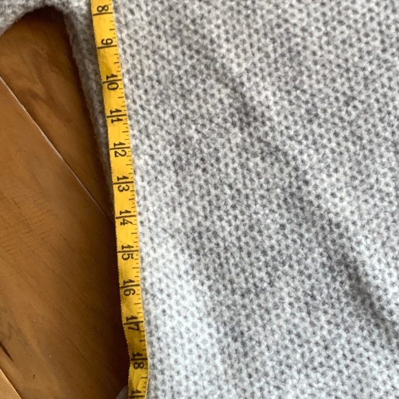 Super cozy gray Madewell Sweater - Picture 8 of 8